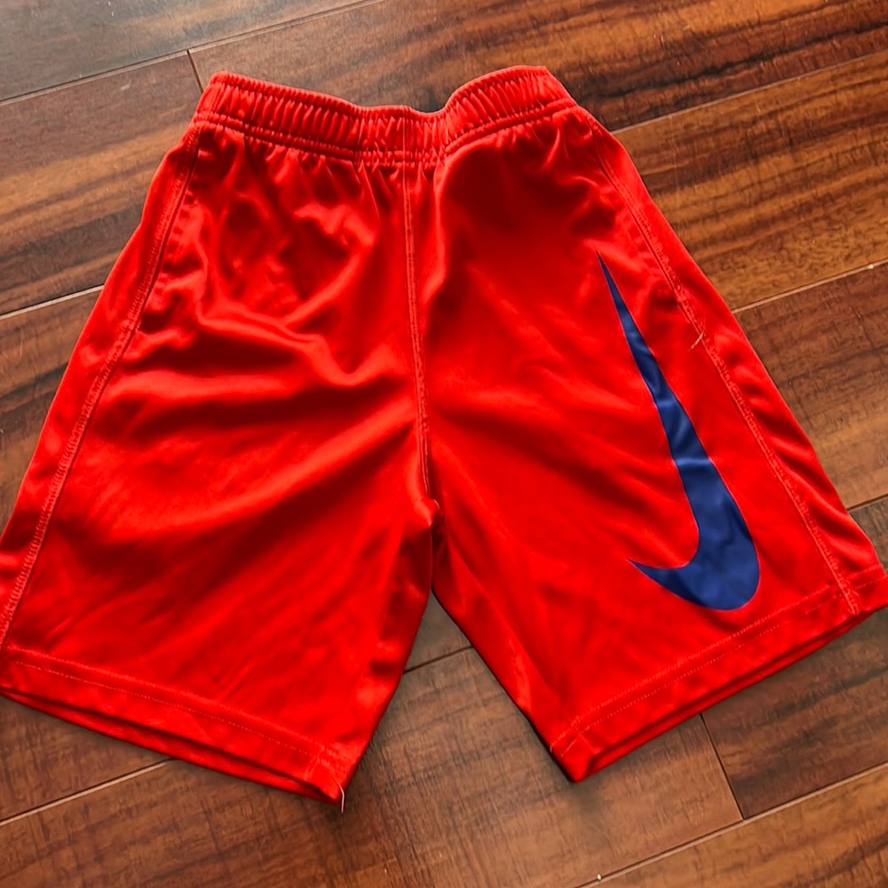 Boy size 7 Nike shorts